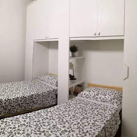 Apartment La Campanella *